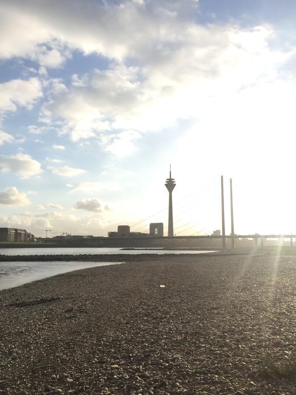 Barcelona Bed & Breakfast Düsseldorf Exteriér fotografie
